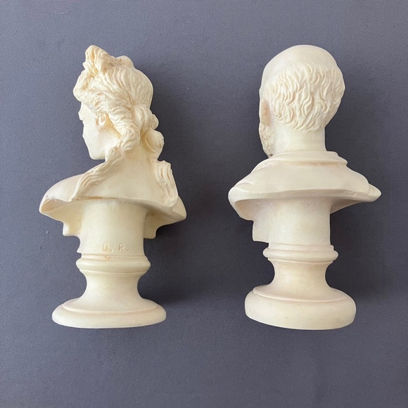 4" Resin Historical Busts, Aphrodite and Hippocrates, Set of 2 - Picture 2 of 5